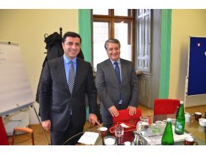 Demirtaş Viyana’da Konuştu