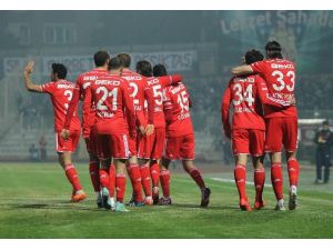 Adana’da Kebap Gibi Galibiyet