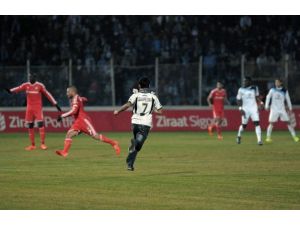 Adana Demirspor - Beşiktaş Maçında İlginç Olay !