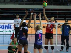 Vakıfbank Liderliğini Sürdürdü