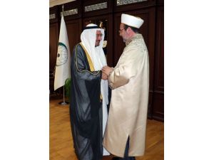 Diyanet İşleri Başkanı Görmez, Cidde’de İit Genel Sekreteri Medeni İle Görüştü