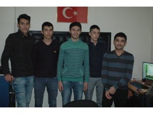 Facebook’a Rakip Oldu