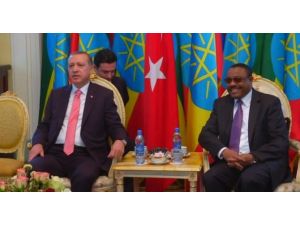Etiyopya Başbakanı Desalegn İle Bir Araya Geldi