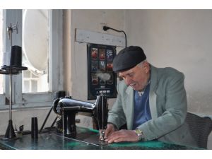 55 Yıldır Kumaşlara Hayat Veriyor