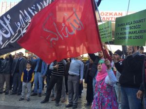 Peygamberimize Hakaret Eden Dergiye Protesto