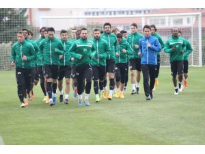 Akhisar, İkinci Devreye 3 Eksik İle Başlıyor