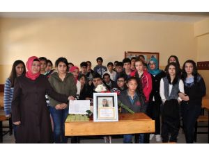 Büşra Karnesini Göremedi