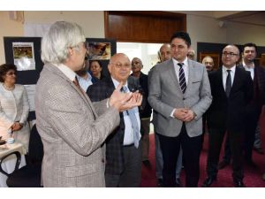 Ahşap Hat Sanatıyla Hayata Bağlandı