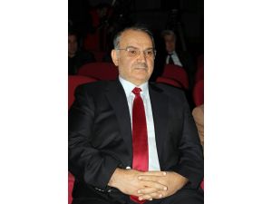 Mehmet Özhasekiden Sitem