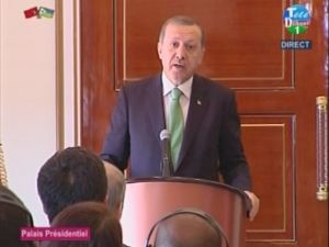 Ab’ye Rest Çekti !