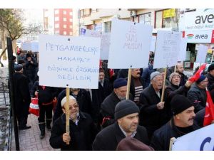 Charlie Hebdo’ya Tepki Yürüyüşü