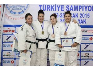 Trabzon Judo Takımı Zonguldak’tan 4 Madalya İle Döndü