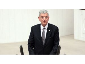 Bakan Bozkır Madrid Yolcusu