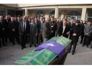 Eski Futbolcu İçin Belediyede Tören Düzenlendi