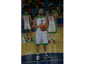 Türkiye Basketbol Ligi’nin Sayı Kralı Sahalara Geri Döndü