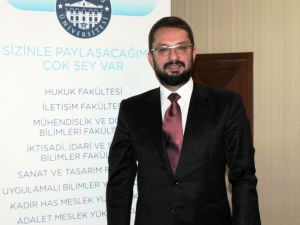 Kadir Has Üniversitesi Öğretim Üyesi Doç. Dr. Ahmet Kasım Han: