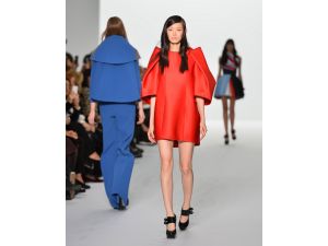 Paris 2015 İlkbahar-yaz Moda Haftasına Türk Modacı Dice Kayek Damgasını Vurdu