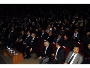 Kürtçe Şarkılar Eşliğinde Tören