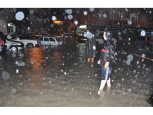 İstanbul’a Yağış Uyarısı