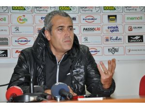 Balıkesirspor Ligde Kalmayı İstiyor