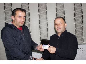 İşitme Engelliye Ehliyet
