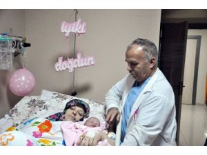52 Yaşında Anne Oldu