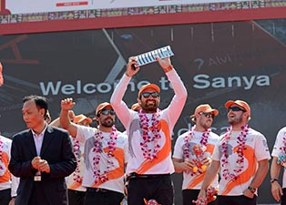 Türk bayrağını taşıyan ekip, zorlu Abu Dhabi-Sanya etabında 3’ncülüğü