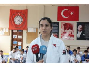 Görme Engelli Milli Sporcudan Faır Play Dersi