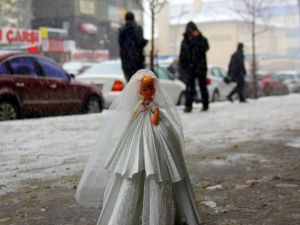 Erzurum Beyaz Gelinliğini Giydi
