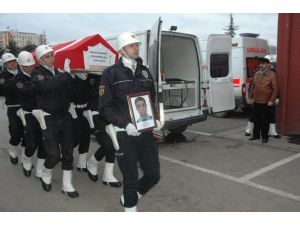 Genç Polise Veda