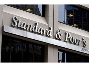 S&p Yunanistan’ı Negatif İzlemeye Aldı