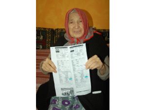 Yaşlı Kadından Yüksek Elektrik Faturasına Tepki
