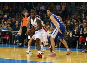 Anadolu Efes Eueoleague’de Galip