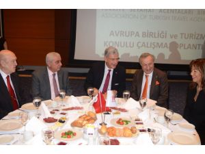 Bakan Bozkır: “2 Sene Sonra Bütün Fasılları Kapatacağız”