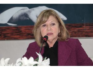 Chp Milletvekili Nur Serter Eğitim Sistemini Eleştirdi