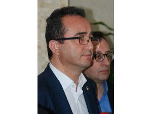 Chpli Tezcan: “Cumhurbaşkanı Siyasetin Merkezinde Olmak İstiyor“