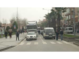 Fırtına Deniz Ulaşımını Vurdu, Trafik Felç Oldu