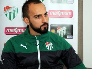 Bursasporlu Futbolcular Kaçan Galibiyete Üzülüyor