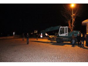Köprüler Kapatıldı Sel Kapıda