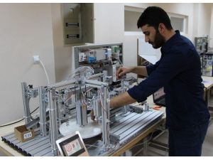 Öğrenciler, İnsansız Fabrika Otomasyonu Geliştirdi