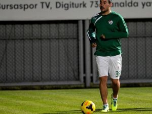 Bursaspor’da Ozan İpek Kadro Dışı