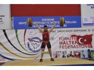 Türkiye Halter Şampiyonası’na Gaziantep Tohm Damga Vurdu