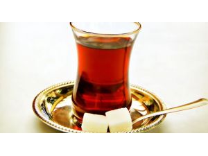 Kadınlar Çay Atıklarıyla Güzelleşecek
