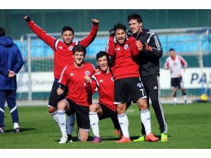 Kasımpaşa, Mersin İdmanyurdu Maçı Hazırlıklarını Sürdürüyor