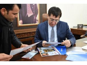 Türkiye’nin En Büyük Çadır Kenti Broşürle Tanıtılıyor