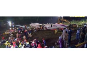 Transasia Uçağı Düştüğü Nehirden Çıkarıldı