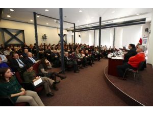 Syrıza’nın Zaferi Kadir Has Üniversitesi’nde Masaya Yatırıldı