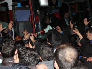 Elazığspor’a Destek Yürüyüşünde Forma İzdihamı