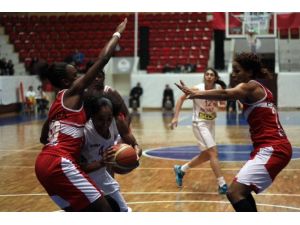 Adana Botaş: 63 - Esbva-lm: 76