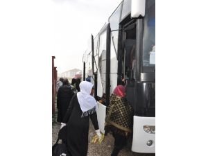 Afrikalı Öğrenciler Hediyelerle Uğurlandı